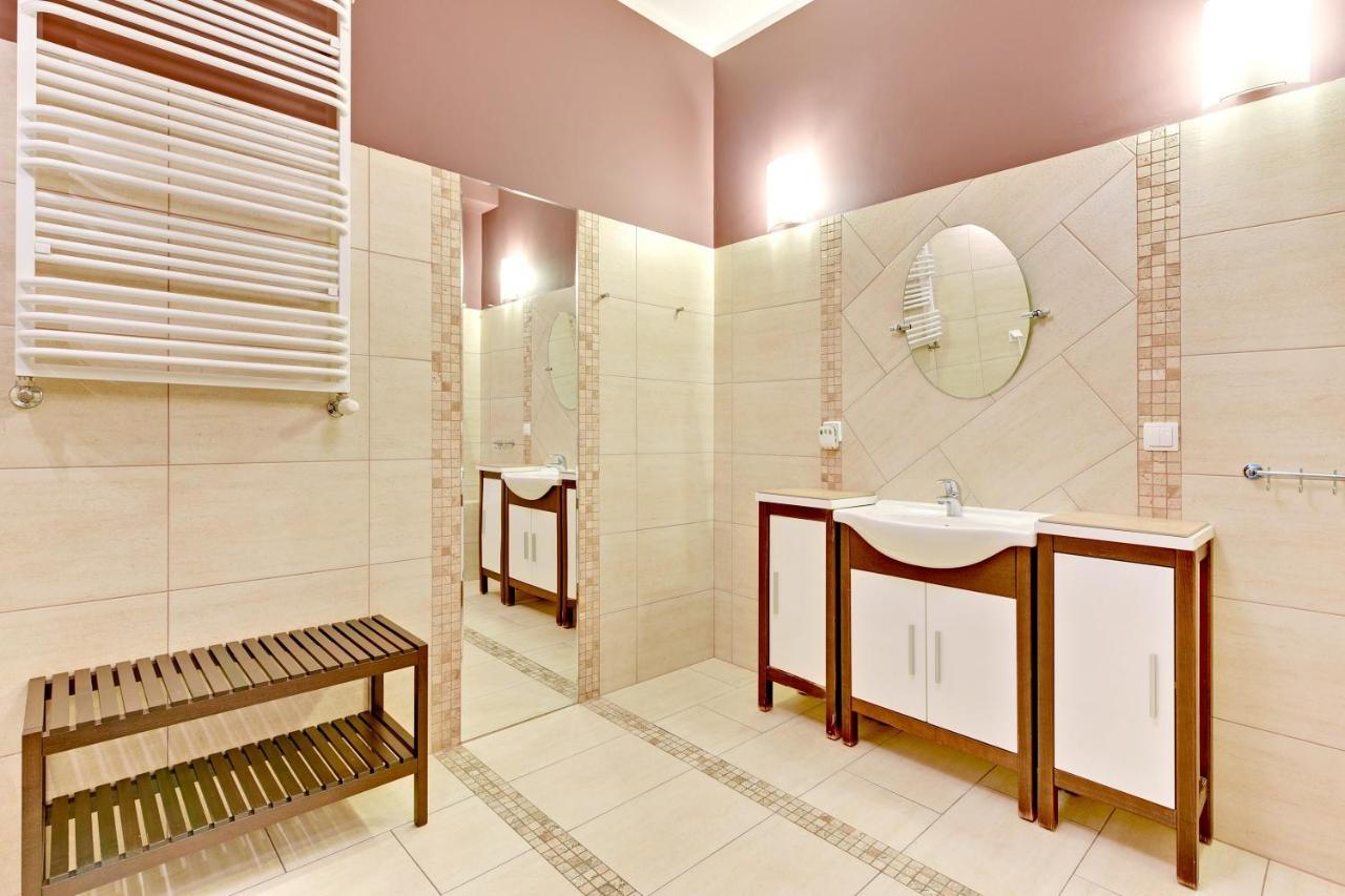Grand Apartments - Neptun Park Sunny 2 Bedrooms Apartment غدانسك المظهر الخارجي الصورة